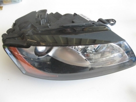 Audi - Headlight TINY CRACKS ON THE LENS - 8T0941004AC